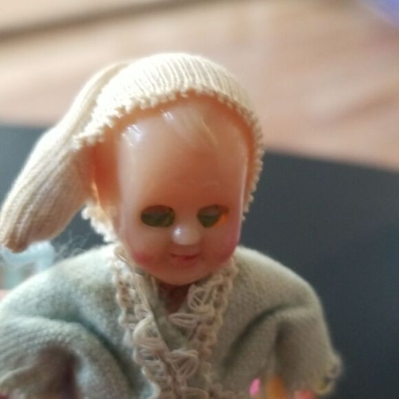 Assorted Vintage Baby Dolls Dollhouse Dolls mix lot Vintage - Picture 4 of 17